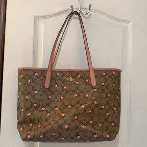 Authentic Coach Tote.